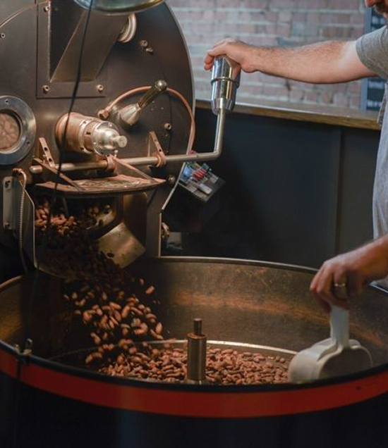 Cora el Imperio del Cacao y Cafe